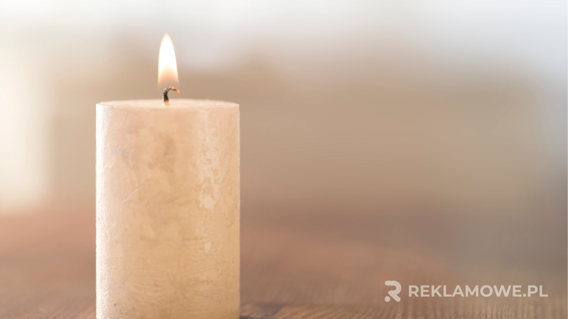 Unikalne świeczki reklamowe Unikalne świeczki reklamowe zwiększające rozpoznawalność marki